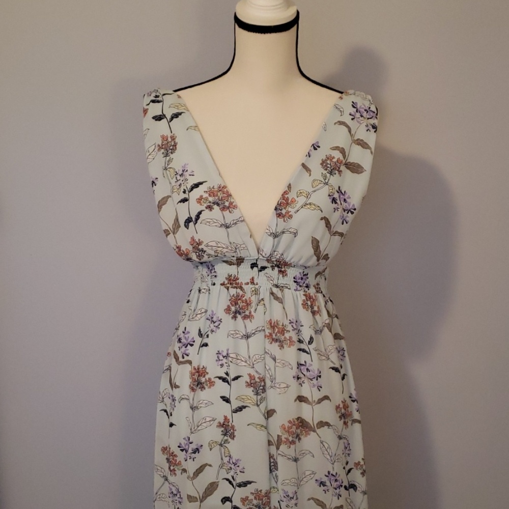 Forever 21 chiffon deep V maxi sundress